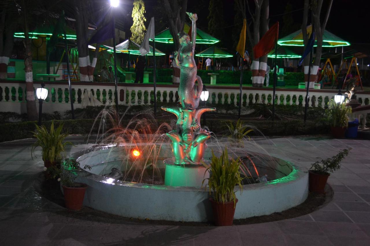 Fun And Food Resort & Holidays Harsola Luaran gambar