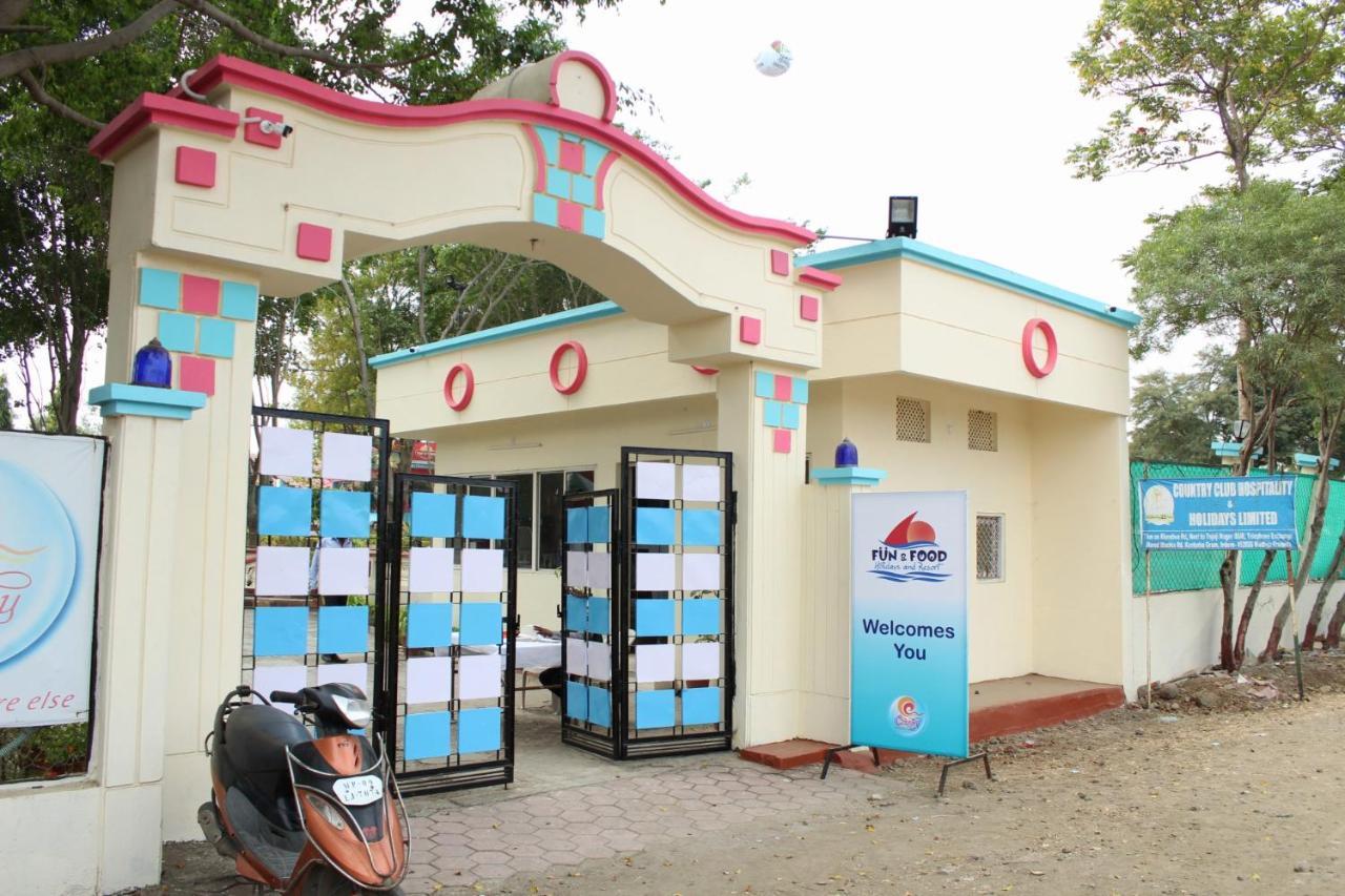 Fun And Food Resort & Holidays Harsola Luaran gambar